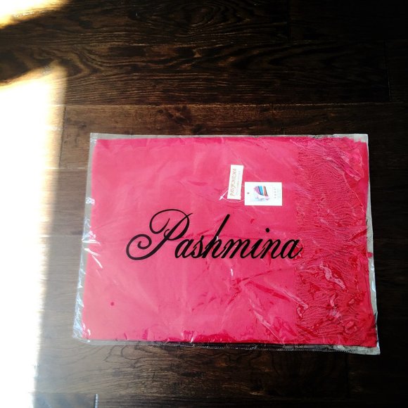 Brandnew Scarf - Picture 4 of 8